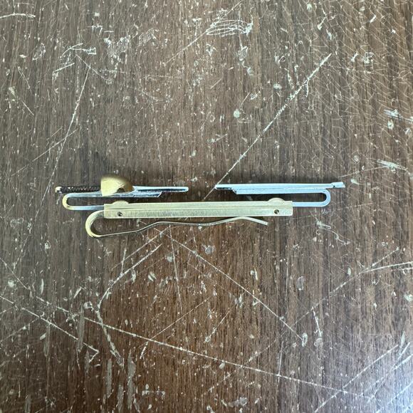 Hickok‎ USA Silver & Gold Tone Sword Tie Clip - Picture 2 of 6